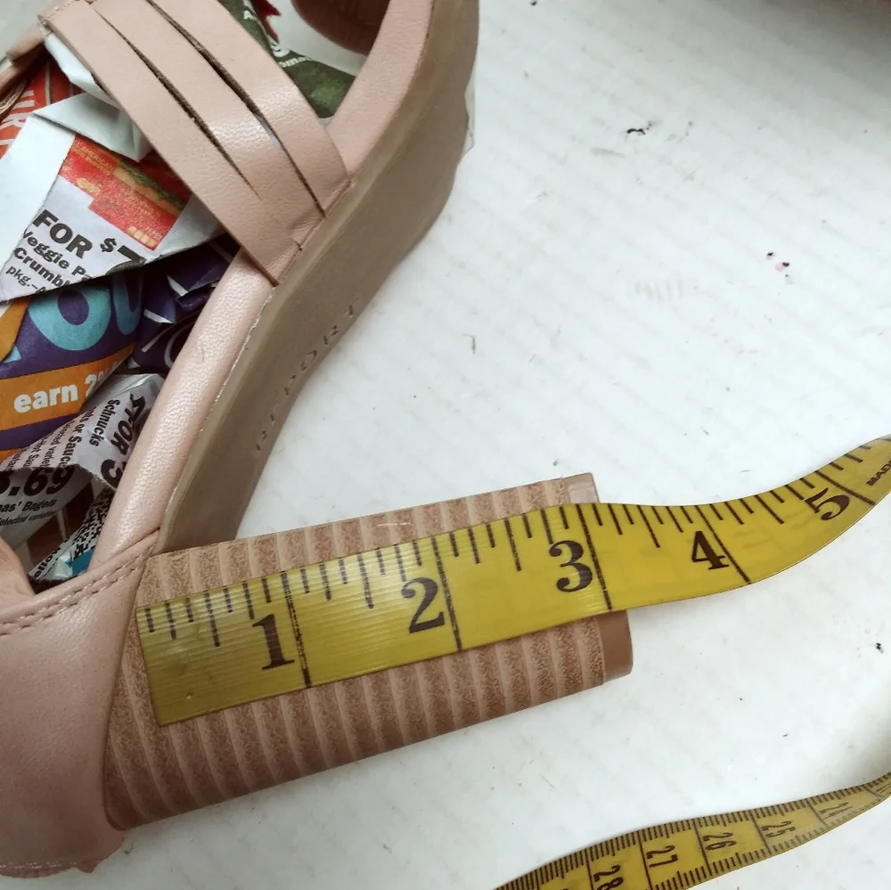Report Rally Mauve Block Heel Sandals Shoes Women's Size 8.5 Casual Zip Ankle